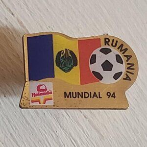 Mundial 1994 FIFA World Cup Rumania Vintage Lapel Pin
